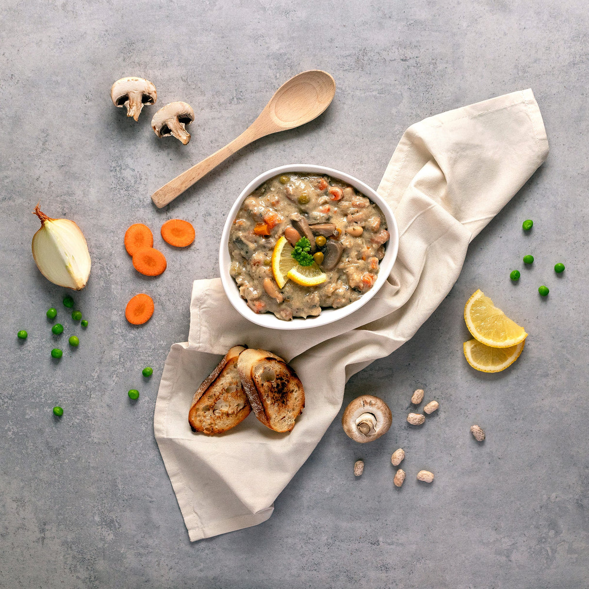 Polcz Tárkonyos zöldségragu gombával